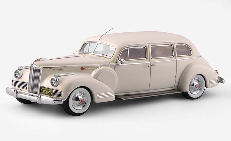 1942 Packard Super Eight 180 7-seat Limousine Scale Model in 1:43