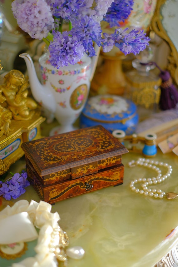 Antique Italian Inlaid Jewelry Box Tufted Silk