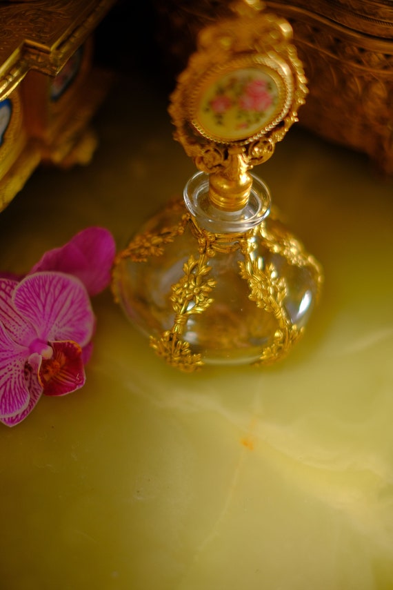 Antique Apollo Floral Ormolu Filigree Perfume Bot… - image 6