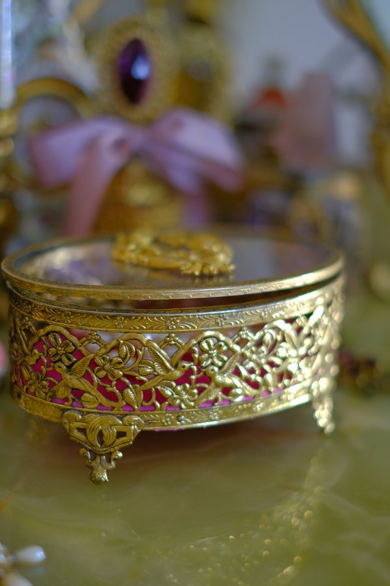 Vintage Ormolu Filigree Jewelry Box - image 9