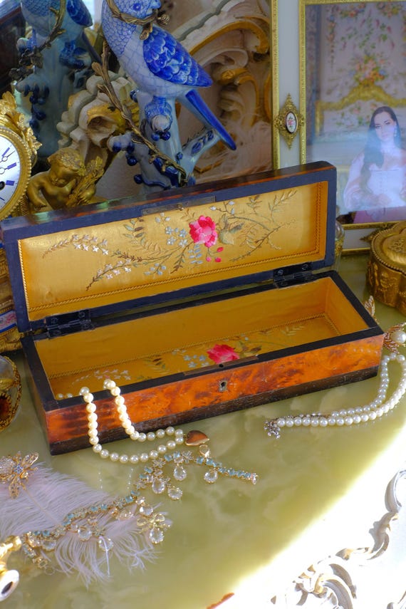 フランス アンティーク ジュエリーケース ナポレオン3世  五角形 オルモルガラスのジュエリーボックス ナポレオン3世 フランス