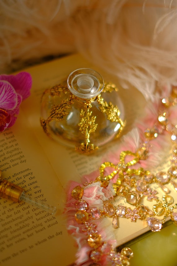 Antique Apollo Floral Ormolu Filigree Perfume Bot… - image 4