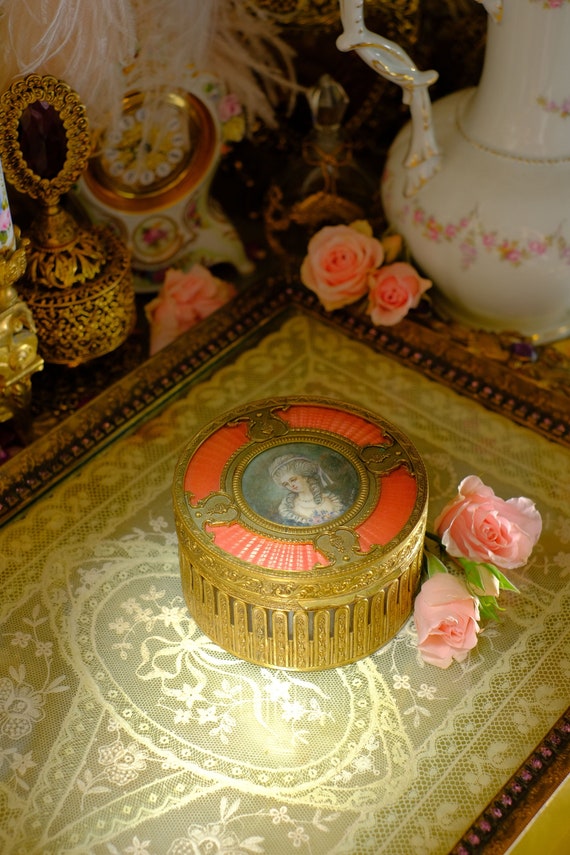 Antique French Marie Guilloche Powder Jar Gem