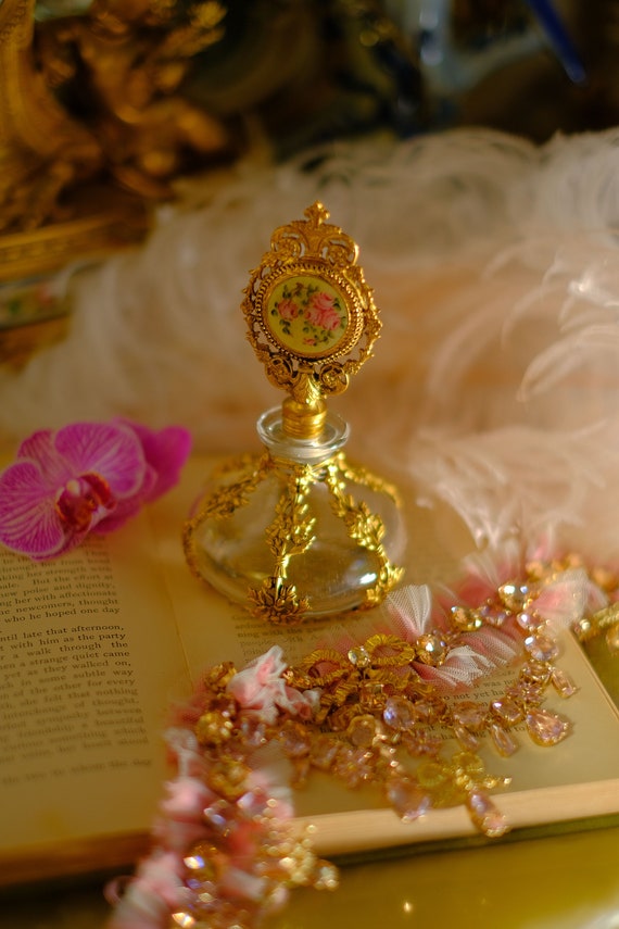 Antique Apollo Floral Ormolu Filigree Perfume Bot… - image 9
