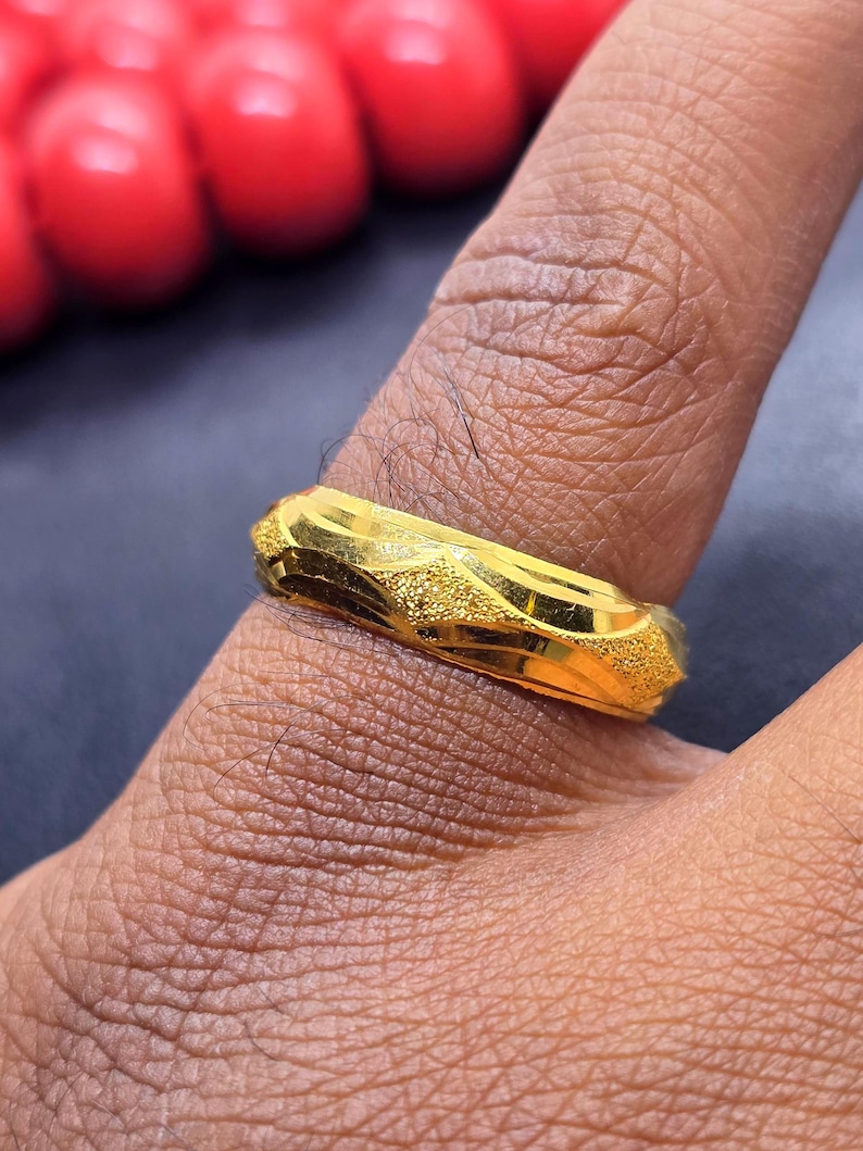 gold, gold ring, 22k gold ring, handmade ring, women jewelry, handmade jewelry, gold jewelry, indian jewellery, solid gold ring, yellow gold ring, wedding jewelry, wedding ring, ring stud, Wedding band