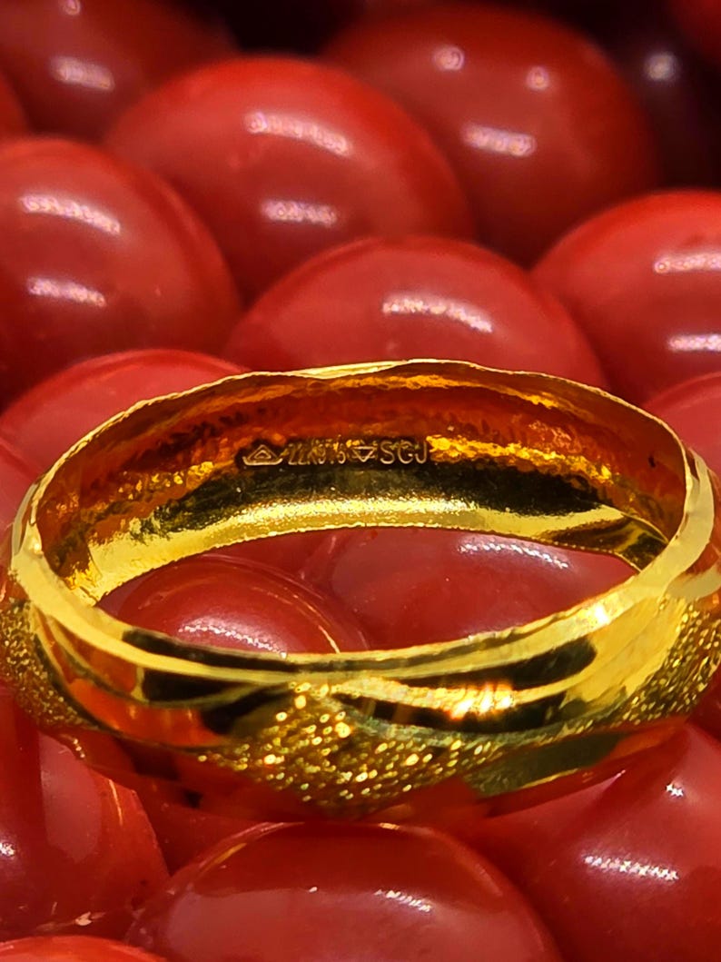 gold, gold ring, 22k gold ring, handmade ring, women jewelry, handmade jewelry, gold jewelry, indian jewellery, solid gold ring, yellow gold ring, wedding jewelry, wedding ring, ring stud, Wedding band