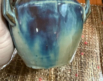 Fulper vase 1917-1934. Amazing blue and green drip glaze