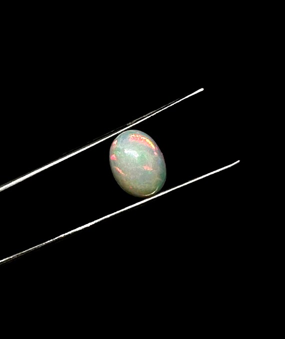 Ethiopian Honeycomb Opal Cabochon: AAA Quality Gemstone Ethiopian Opal cabochon, Opal honeycomb cabochon (7X9X3.8mm, 1.35Ct)