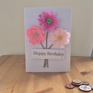Moederdagkaart, gelukkige verjaardagskaart, jubileumkaarten. Handgemaakte kaarten, Floral Button Card, Handgemaakte kaart, Unieke gepersonaliseerde kaart.