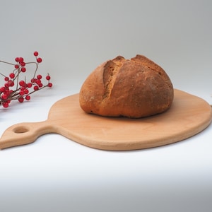 Handmade Beech Wood Cutting Board – Rustic Serving Board for Bread, Cheese & Snacks, 37 x 27 cm, Sustainable Kitchen Accessory, Unique Piece