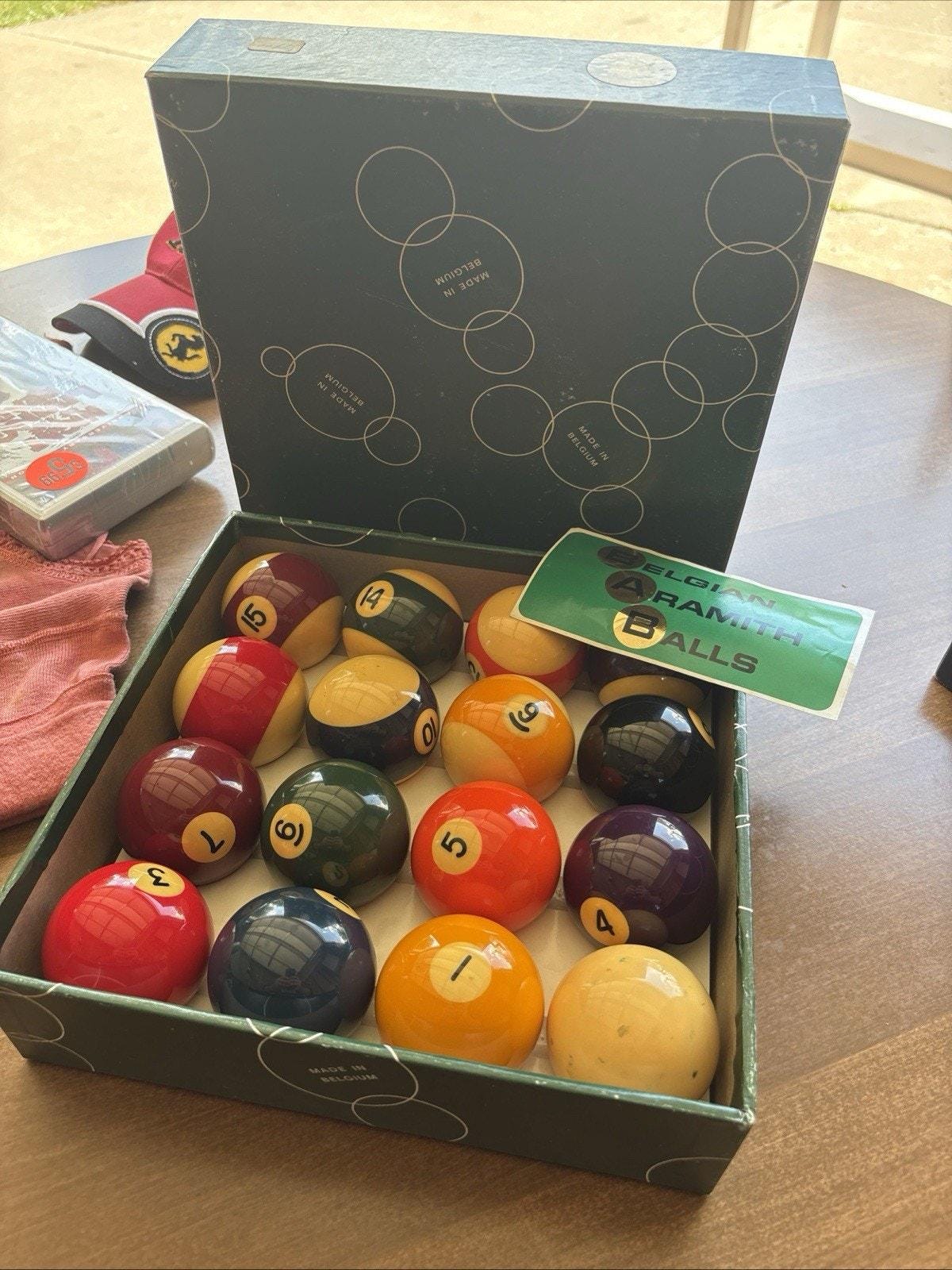 アラミス プレミア 2 1/4 プール ビリヤードボールセット 箱入り