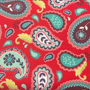 La Vie Boheme by Riley Blake Designs 1/2 ヤード 100% デザイナーコットン The Quilted Fish C4741 レッド