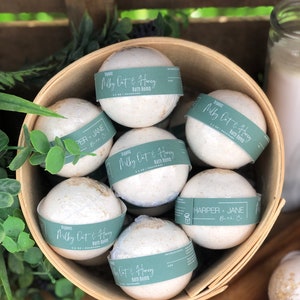 Organic Milky Oat & Honey Bath Bomb scented with only Pure Essential Oils Christmas gift for self care, perfect for wife, kid, and anyone image 2