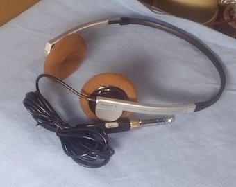 Sony Sports Walkman SRF-M50 FM Stereo Headset Headphone Receiver