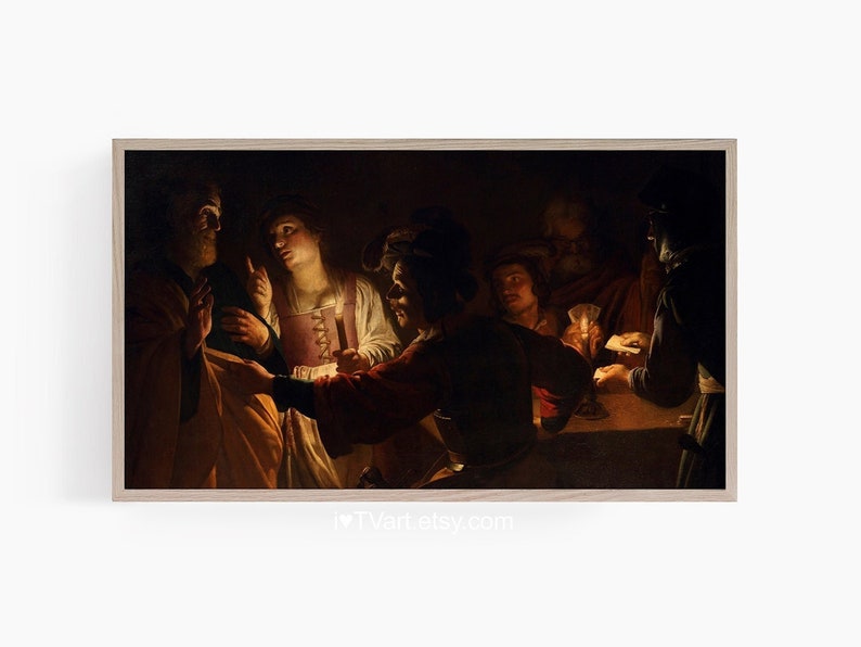 Op de afbeelding: Een schilderij dat een groep mensen toont die in een zwak verlichte kamer rond een tafel zijn verzameld. De figuren zijn gekleed in 17e-eeuwse kleding en lijken in gesprek te zijn. De sc&egrave;ne wordt verlicht door een enkele kaars, die lange schaduwen over de kamer werpt.