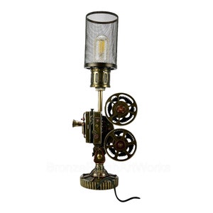 Statue projecteur steampunk en résine coulée à froid, finition bronze antique, lampe à LED, éclairage, décoration intérieure