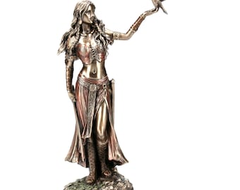 Estatua de Morrigan: diosa celta del nacimiento, la batalla y la muerte, bronce fundido en frío.