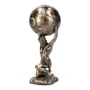 Atlas Titan hemelbol mythologie Grieks standbeeld sculptuur koudgegoten brons en hars 21 cm
