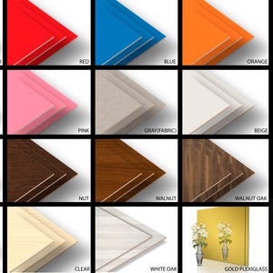 Puede incluir: Una cuadr&iacute;cula de muestras de colores y materiales, incluyendo negro, rojo, azul, naranja, verde, amarillo, rosa, tela gris, beige, blanco, roble negro, nuez, nogal, roble nogal, marr&oacute;n, roble, transparente, roble blanco, plexigl&aacute;s dorado y plexigl&aacute;s plateado. El texto "ALGAN DESIGN PROJECT" es visible.