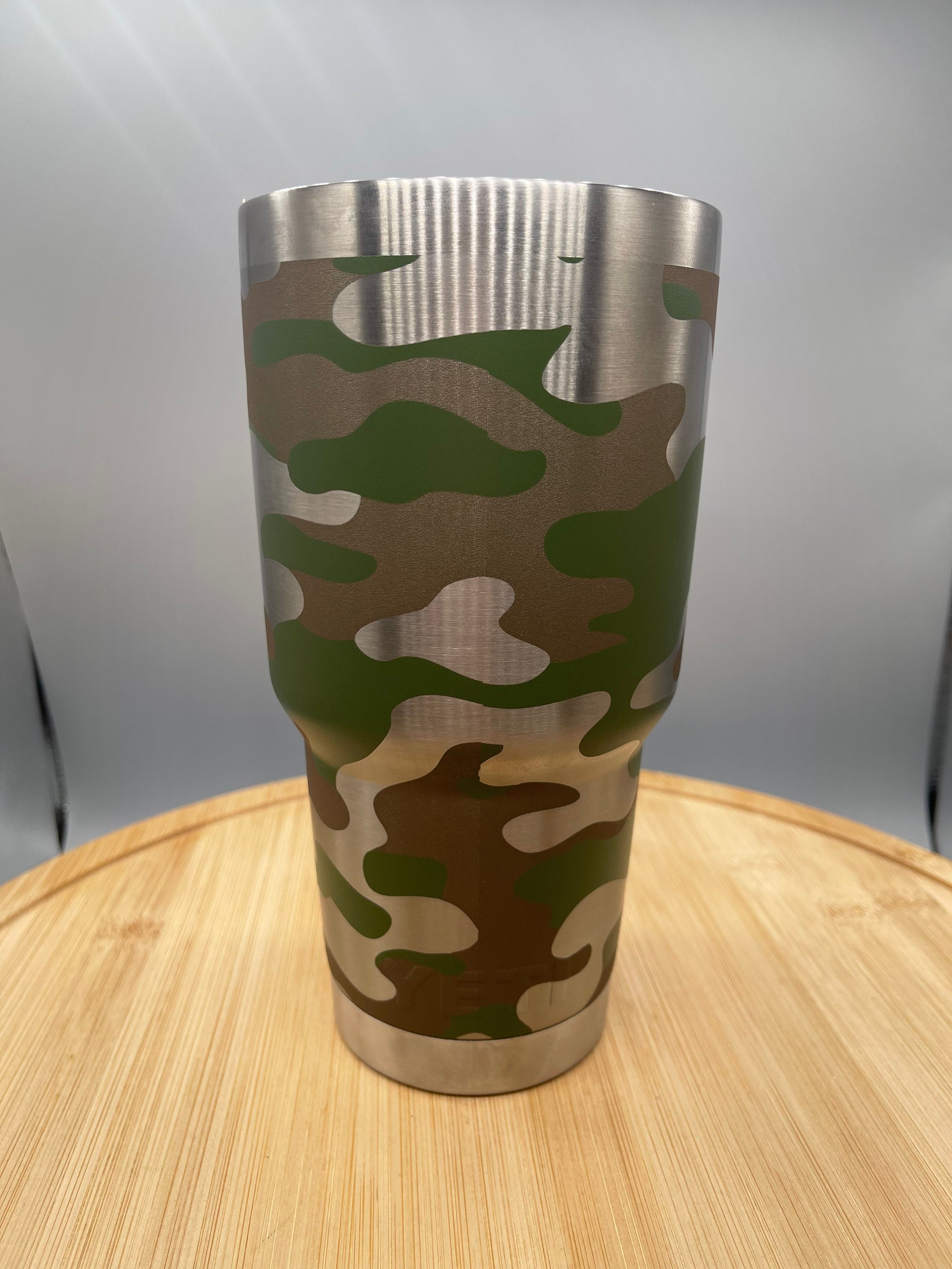 Yeti 30oz laser engraved seamless Camo pattern - Etsy 日本
