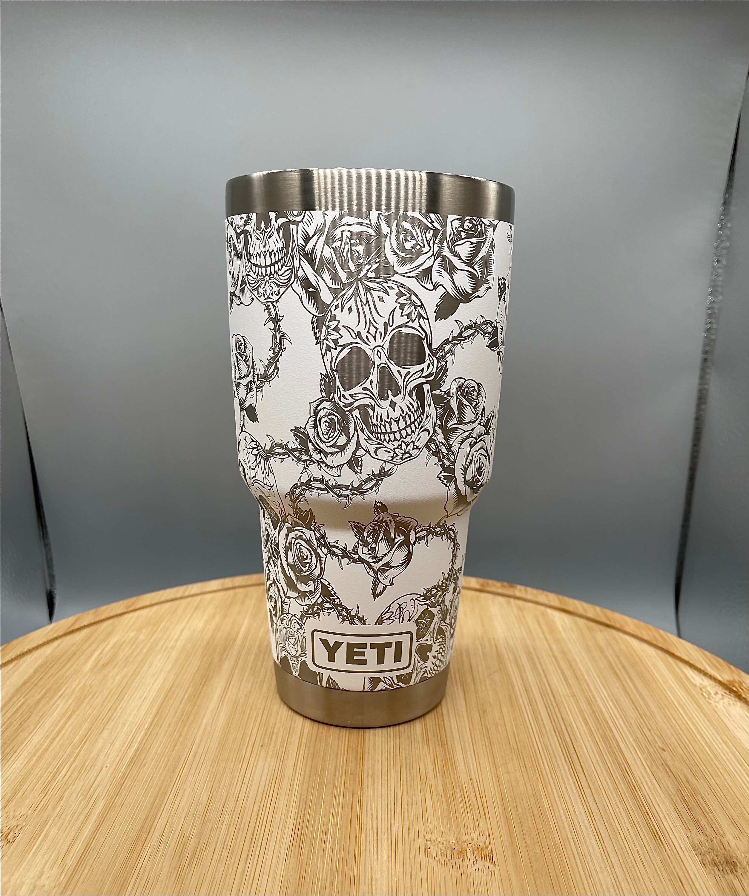 For YETI 30 Oz Tumbler Handle, Handle For YETI 30 Oz Tumbler  With Anti-Slip Colorful And Floral Design, Black,1 Pack: Tumblers & Water  Glasses