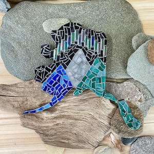 Craft Kits for Adults, Stained Glass Window Kit, DIY Kits for Adults, DIY  Craft Kits, Mosaic Suncatcher Kit, Sun Catcher Kit, DIY Art Kits 