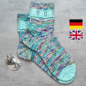 Knitting pattern "Beach Cabin Socks" - Socks with lace pattern - PDF Download