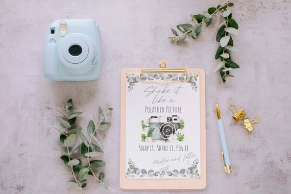 How to Set Up a Polaroid Guest Book Table at Your Wedding