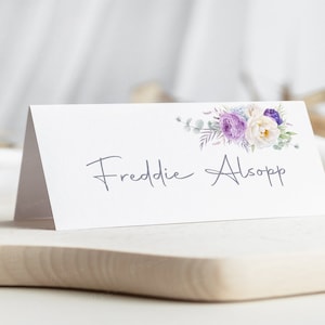 Place Card With Flower | Purple Place Card | Personalised Wedding Place Name Cards | Floral Place Cards Wedding | Lilac Place Setting