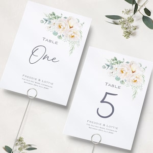 Numéros de table de mariage | Réception de mariage floral blanc et vert | Noms des tables | Numéros de table de réception | Cartes de visite de table A5 et A6 imprimées