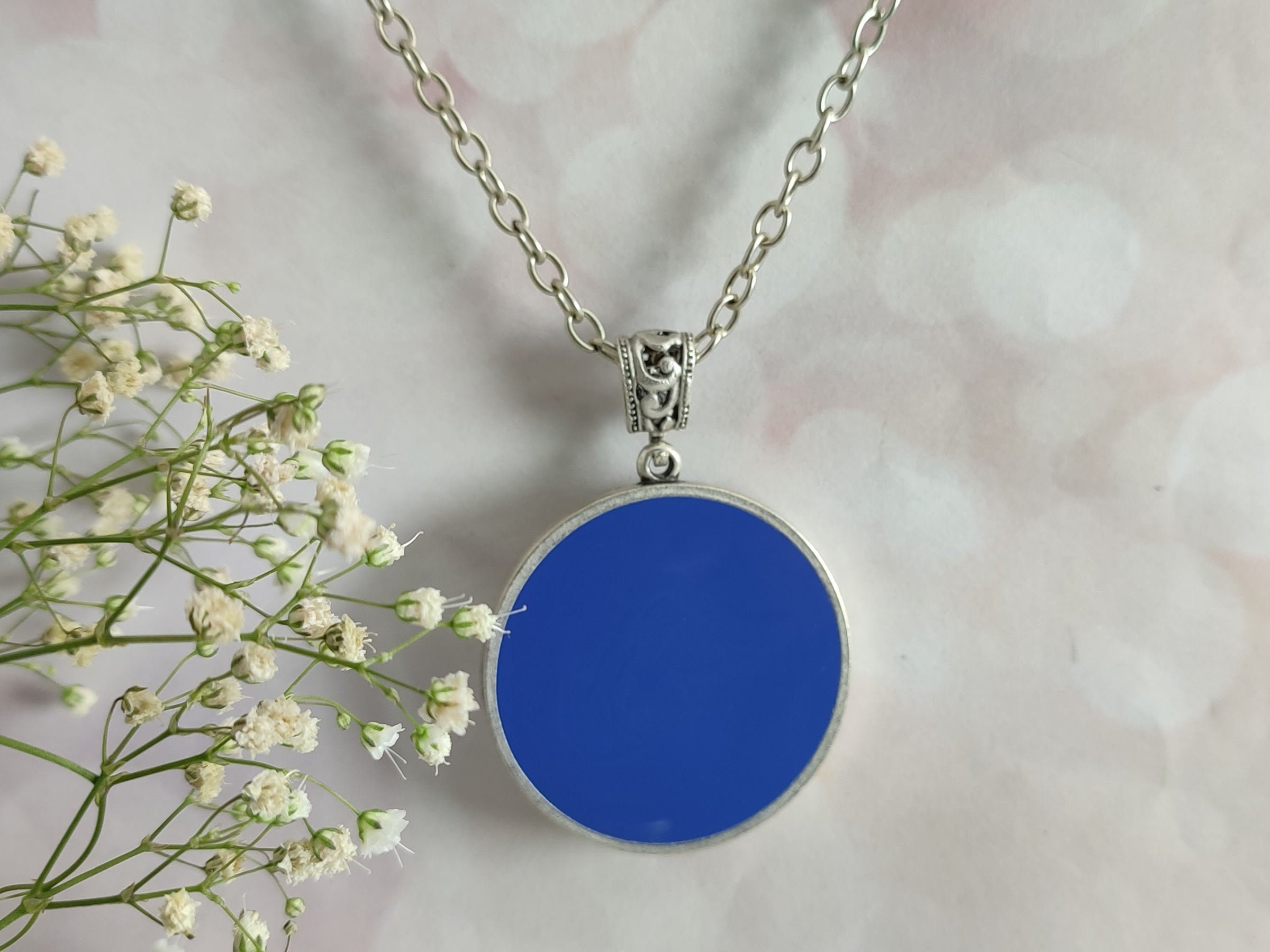 Blue circle necklace best sale