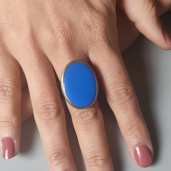 Blauer ovaler Cabochonring, perfekter Cabochonring, verstellbarer großer Cocktail Boho- und Hippie-Ring, antike Bronze bleifreier Ring