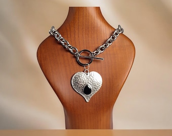 Letters MOM Jewelry Collana con ciondolo a cuore e catena in Letters MOM Jewelry Collana con ciondolo a cuore e catena in