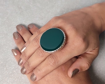 Anel Jade Verde: Bijuteria Ajustável Banhada a Prata