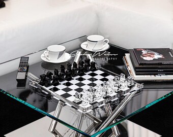 Plexiglass Chess Set: Luxurious & Modern Acrylic Chess Game - Luxus Heim