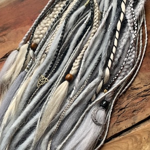 Viking Grey Silver dreads braids | grey clip in Dreadlocks  | Viking wedding hair/ synthetic dreads - Viking festival hair/ festival dreads