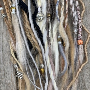 Wolf Dreads | festival Synthetic dreads - silver dreadlocks- clip in Viking dreads / grey & blonde dreads / Viking wedding /Viking festival
