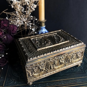 Brass keepsake box - vintage keepsake - brass box - vintage jewellery box - antique brass cigarette box - treasure box - Jennings brothers