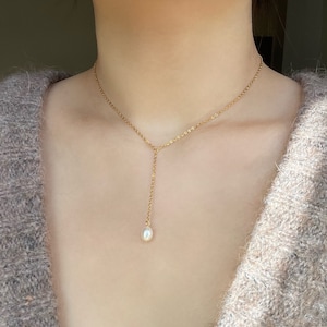 Eenvoudige ketting met parel