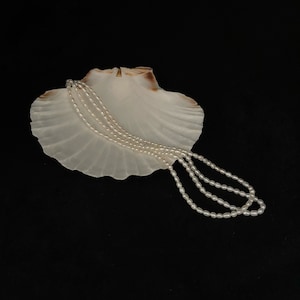 Mini choker perłowy 2-3 mm
