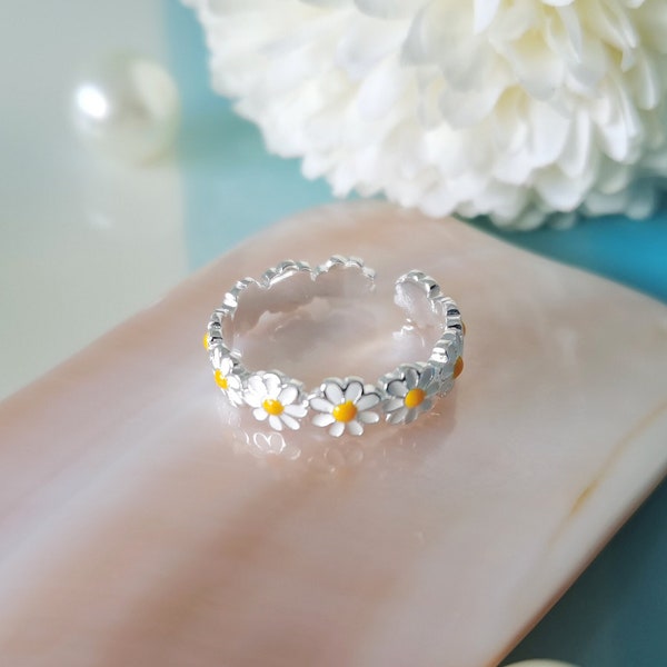 Bague Dainty Daisy | Bague argentée réglable