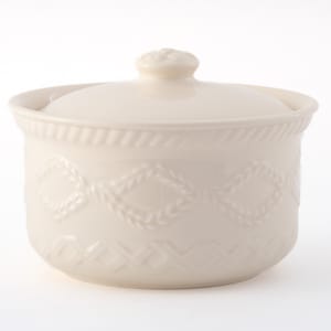 IRISH ARANWARE covered CASSEROLE