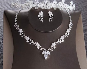 Ensemble de bijoux de luxe en zircone cubique feuilles pour mariée bijoux de mariage strass bandeau diadèmes couronne tour de cou collier