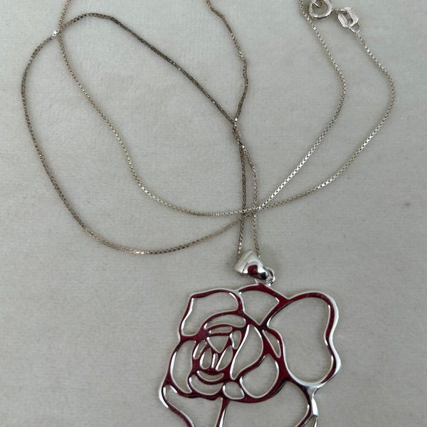 925 Sterling Silver Cut Out Rose Pendant 18” Box Chain Necklace FAS Italy