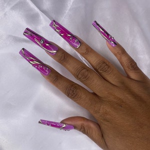 Aura Nails | Chrome Nails | Pink Nails | Press On Nails