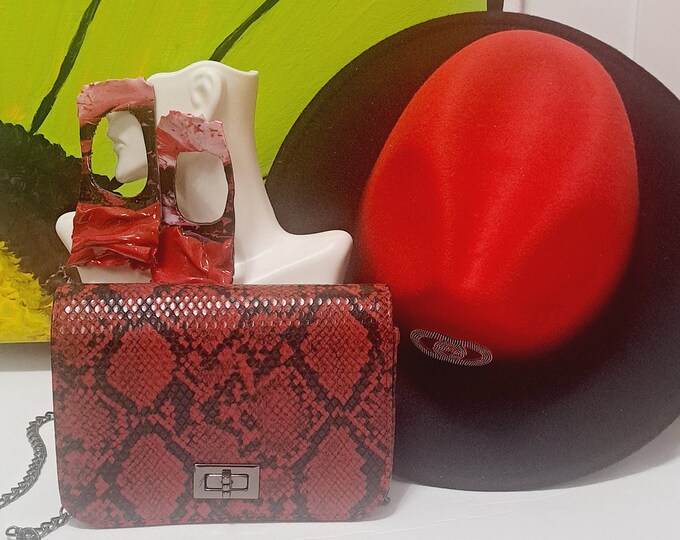 Snakeprint bag set, Animal Print Earrings, red and black fedora hat, chain purse, snake print handbag, crossbody, evening bag, vacation hat