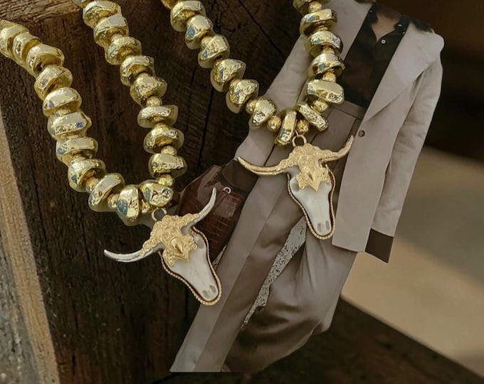 Ox Bull Horn Necklace: 18K Gold Plated Stainless Steel Pendant (Adjustable)