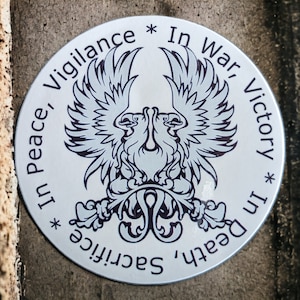 Dragon Age Grey Warden Sticker, Eye-Catching Round Design for Gamers, Ultimate Laptop Sticker Gift for Video Game Fans