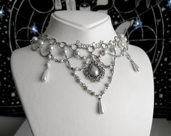 Victorian Renaissance Bridal Necklace, White Glass Pearl Choker, Elegant Wedding Jewelry.