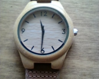 Unusual Vintage Wooden Watch. Fully working.